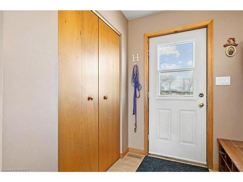4785 Petworth Road, Harrowsmith, ON - Indoor Photo Showing Other Room