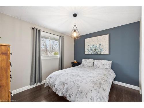 599 Watford Place, Kingston, ON - Indoor Photo Showing Other Room