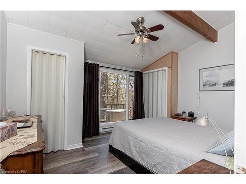 1029 Osprey Lane, Perth Road Village, ON - Indoor Photo Showing Bedroom