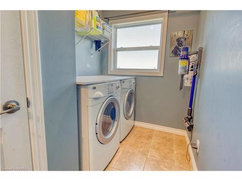 806 Reeds Bay Road, Wolfe Island, ON - Indoor Photo Showing Laundry Room