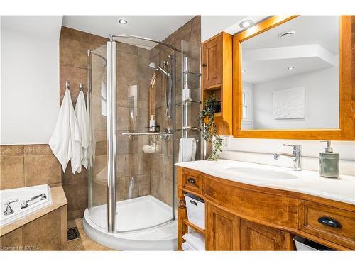 158 Fairview Road, Kingston, ON - Indoor Photo Showing Bathroom