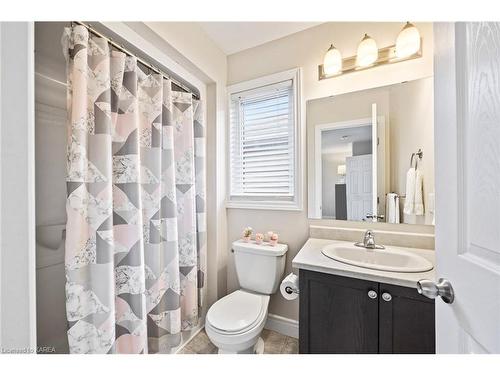 455 Beth Crescent, Kingston, ON - Indoor Photo Showing Bathroom