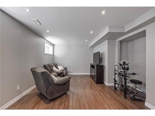 1523 Albany Drive, Kingston, ON - Indoor