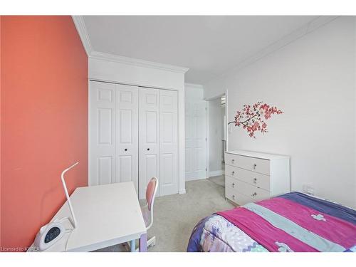 27 Nicholson Crescent, Amherstview, ON - Indoor Photo Showing Bedroom