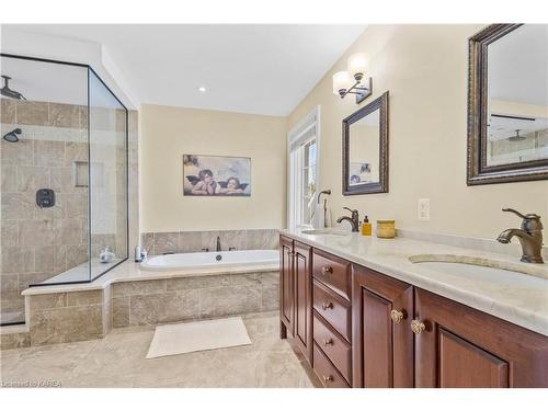 1137 Trailhead Place, Kingston, ON - Indoor Photo Showing Bathroom
