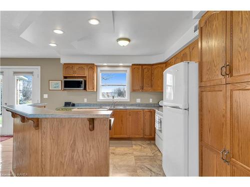 3280 Big Creek Road, Greater Napanee, ON - Indoor Photo Showing Kitchen With Double Sink