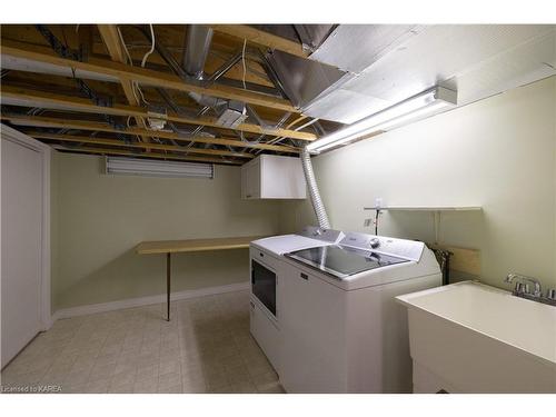 85 Garfield Street, Gananoque, ON - Indoor Photo Showing Laundry Room
