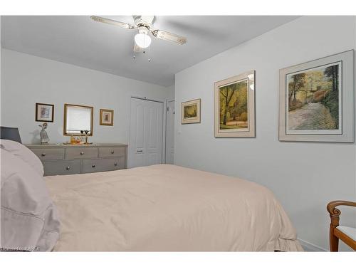 934 Hudson Drive, Kingston, ON - Indoor Photo Showing Bedroom