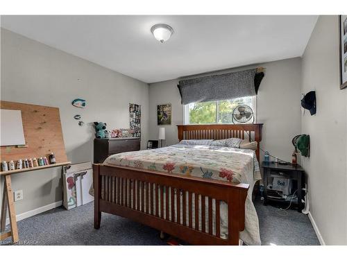 343-345 Forsyth Street, Gananoque, ON - Indoor Photo Showing Bedroom