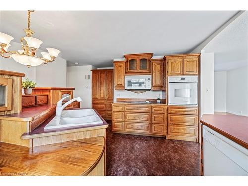 3453 Princess Street, Kingston, ON - Indoor Photo Showing Kitchen With Double Sink