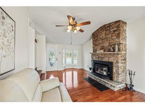 3453 Princess Street, Kingston, ON - Indoor Photo Showing Living Room With Fireplace