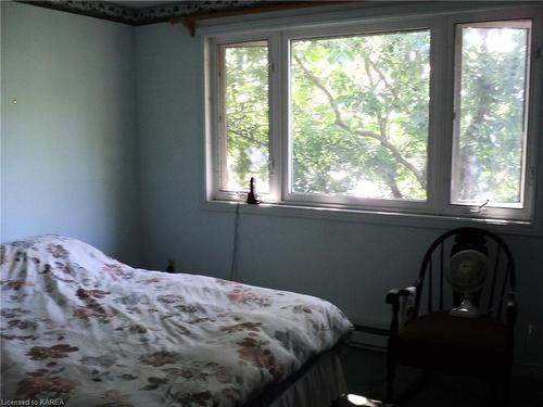 4721 County Road 9, Napanee, ON - Indoor Photo Showing Bedroom
