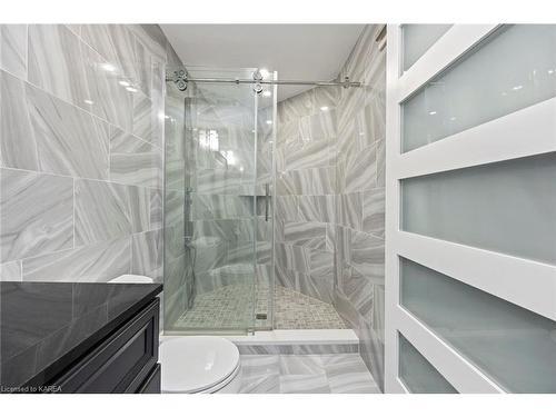 35 Chisamore Point, Gananoque, ON - Indoor Photo Showing Bathroom