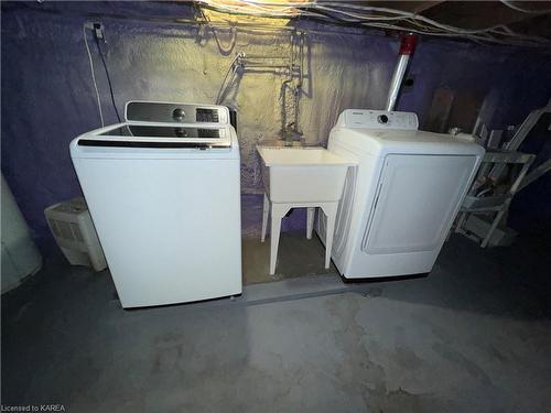 115 Concession Street, Kingston, ON - Indoor Photo Showing Laundry Room