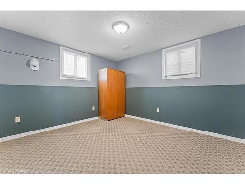 315 Amherst Drive, Amherstview, ON - Indoor Photo Showing Other Room
