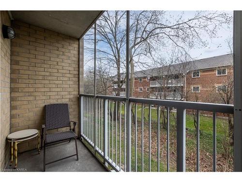 211-316 Kingsdale Avenue, Kingston, ON - Outdoor With Deck Patio Veranda With Exterior