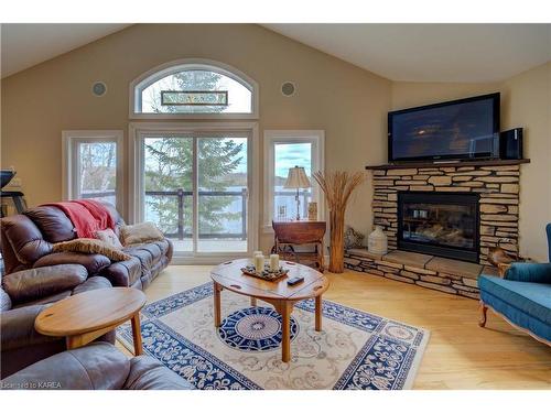 2000 Brewer Road, Sharbot Lake, ON - Indoor Photo Showing Living Room