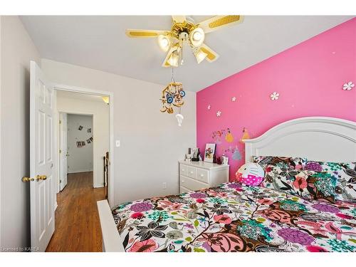 71 Dalgleish Avenue, Kingston, ON - Indoor Photo Showing Bedroom
