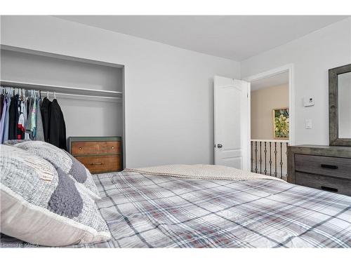 73-3 Rosemund Crescent, Kingston, ON - Indoor Photo Showing Bedroom