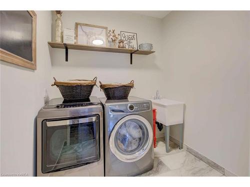 5537 Wilmer Road, South Frontenac, ON - Indoor Photo Showing Laundry Room