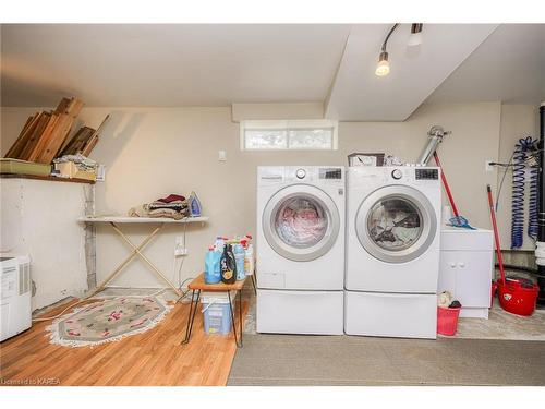 3763 Highway 38, Harrowsmith, ON - Indoor Photo Showing Laundry Room