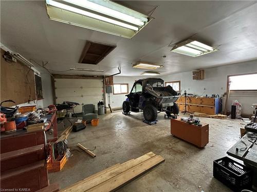 3763 Highway 38, Harrowsmith, ON - Indoor Photo Showing Garage