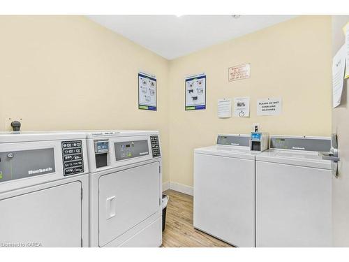 609-17 Eldon Hall Place, Kingston, ON - Indoor Photo Showing Laundry Room