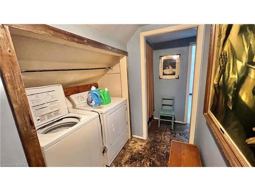61 Pykeview Road, Gananoque, ON - Indoor Photo Showing Laundry Room