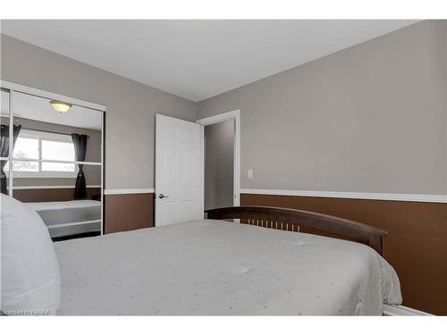 83 Virginia Street, Kingston, ON - Indoor Photo Showing Bedroom