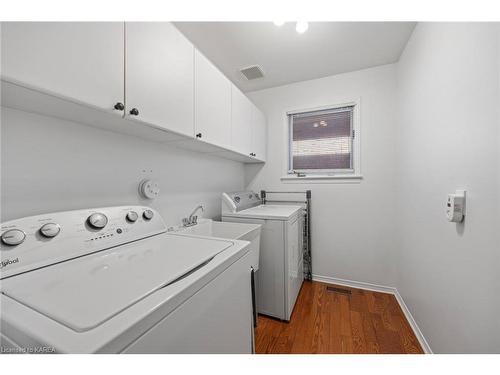 507 Forest Hill Drive E, Kingston, ON - Indoor Photo Showing Laundry Room