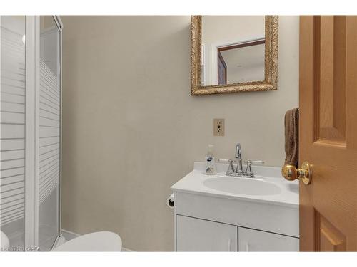 13 Windsor Drive, Gananoque, ON - Indoor Photo Showing Bathroom