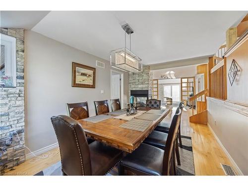 2 Creighton Drive, Odessa, ON - Indoor Photo Showing Dining Room