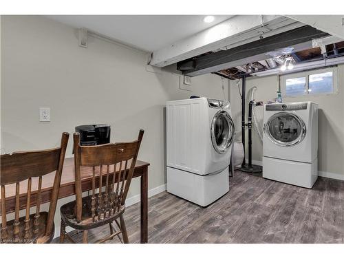 5153 Bath Rd Road, Bath, ON - Indoor Photo Showing Laundry Room