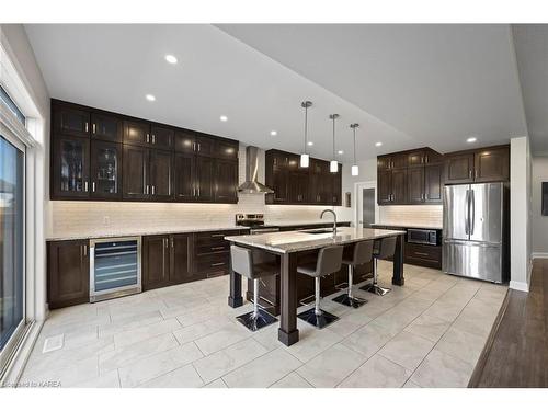 815 Riverview Way, Kingston, ON - Indoor Photo Showing Kitchen With Upgraded Kitchen