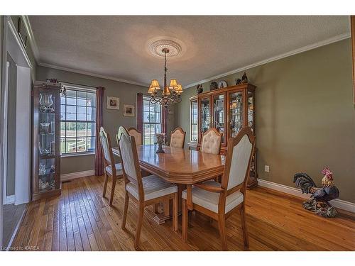 396 Church Road, Enterprise, ON - Indoor Photo Showing Dining Room
