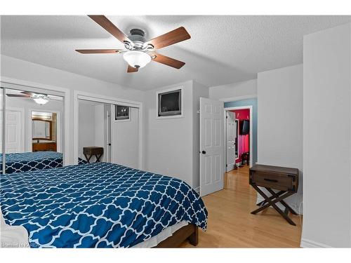 21 Mill Street, Odessa, ON - Indoor Photo Showing Bedroom