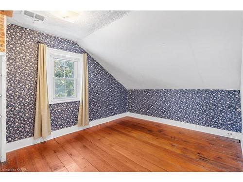 4639 Bath Road, Amherstview, ON - Indoor Photo Showing Other Room