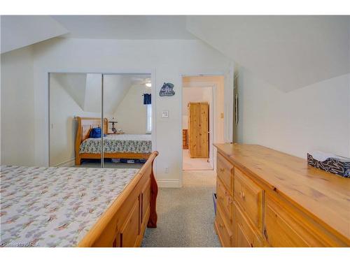 31 George Street, Westport, ON - Indoor Photo Showing Bedroom