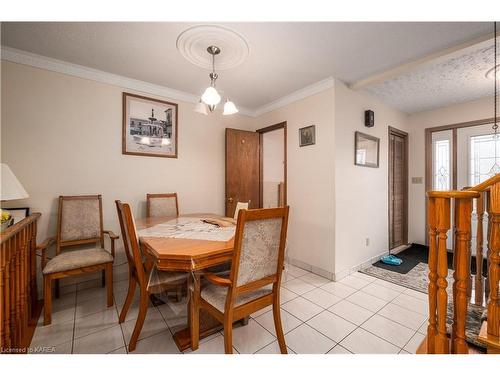 245 Arnold Street, Kingston, ON - Indoor Photo Showing Dining Room