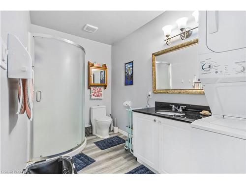 600 Truedell Road, Kingston, ON - Indoor Photo Showing Laundry Room