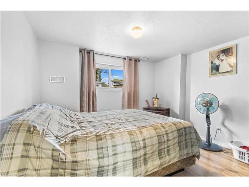 600 Truedell Road, Kingston, ON - Indoor Photo Showing Bedroom