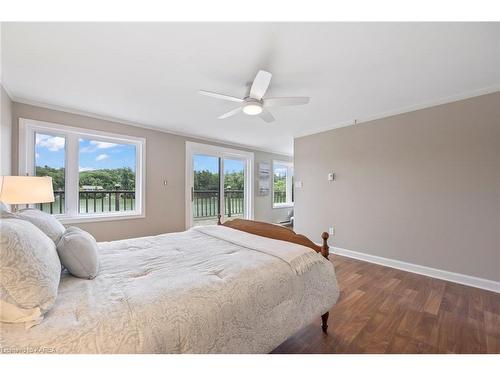 1519 Ormsbee Road, South Frontenac, ON - Indoor Photo Showing Bedroom