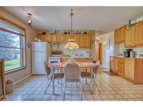 1512 Don Moore Lane, South Frontenac, ON - Indoor Photo Showing Kitchen
