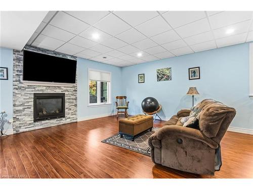 206 Pauline Tom Avenue, Kingston, ON - Indoor Photo Showing Living Room With Fireplace