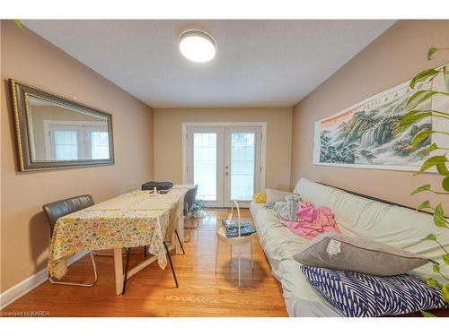 311 Portsmouth Avenue, Kingston, ON - Indoor Photo Showing Other Room