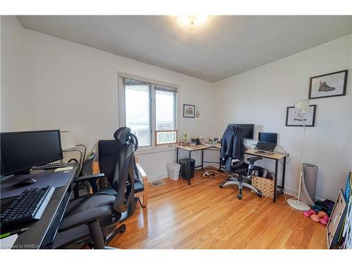 311 Portsmouth Avenue, Kingston, ON - Indoor Photo Showing Office