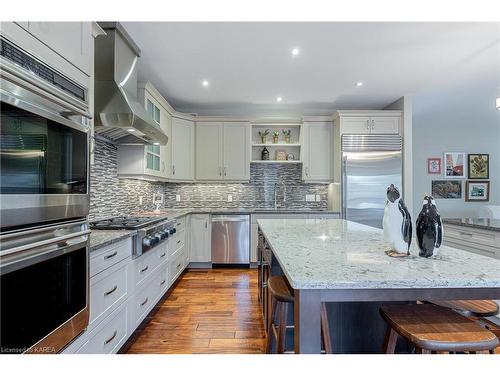 651 Woodland Place, Kingston, ON - Indoor Photo Showing Kitchen With Upgraded Kitchen