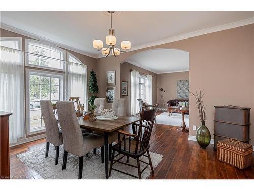 651 Woodland Place, Kingston, ON - Indoor Photo Showing Dining Room