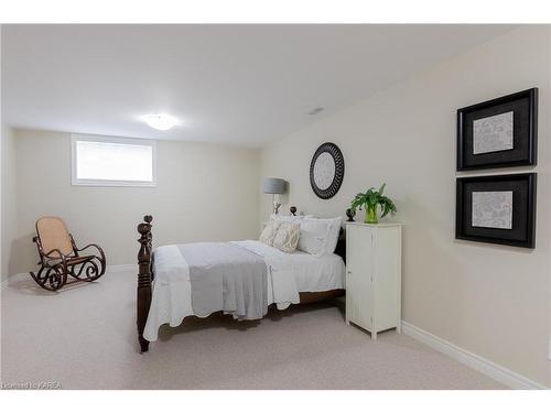 651 Woodland Place, Kingston, ON - Indoor Photo Showing Bedroom