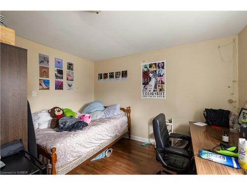 242 Colborne Street, Kingston, ON - Indoor Photo Showing Bedroom
